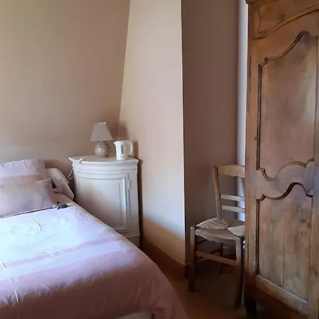 Chez Mialaret Bed & Breakfast Tourniac